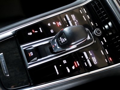 PORSCHE PANAMERA - 9