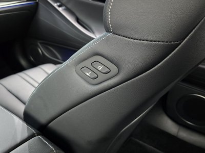 2022 Genesis G80 (RG3) — миниатюра 31