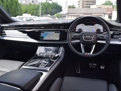 2021 AUDI Q8 — миниатюра 18