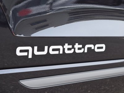 AUDI Q8 - 9