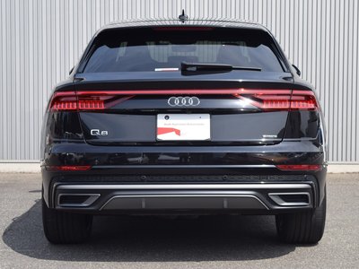 2021 AUDI Q8 — миниатюра 11