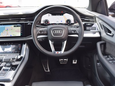 2021 AUDI Q8 — миниатюра 19