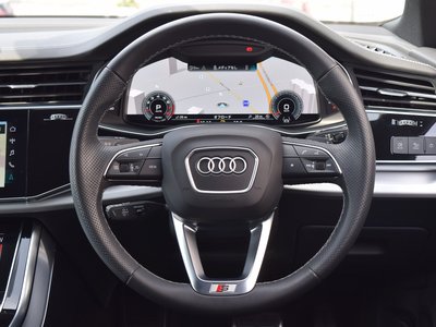 2021 AUDI Q8 — миниатюра 20