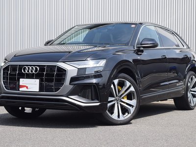 AUDI Q8 - 2