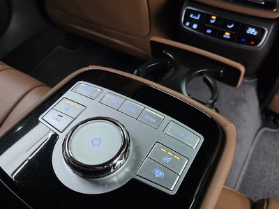 2023 Genesis G80 (RG3) — миниатюра 18