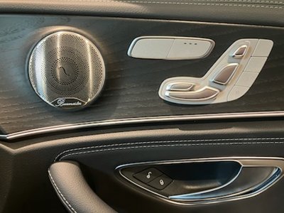 MERCEDES-BENZ E-CLASS - 8