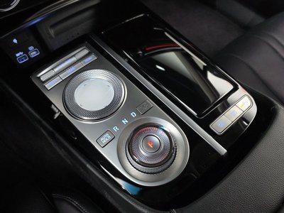 GENESIS G80 (RG3) - 9