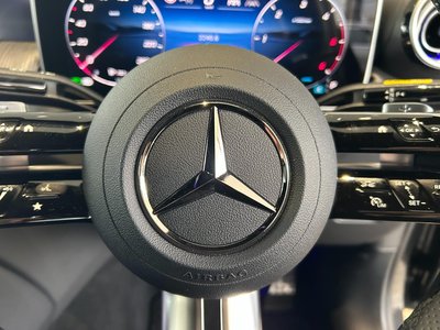 MERCEDES-BENZ GLC - 7