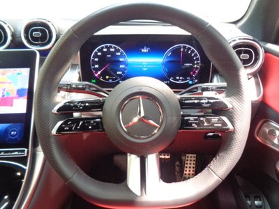 2024 Mercedes-BENZ GLC — миниатюра 32