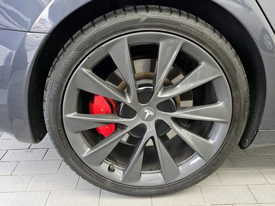 TESLA MODEL S - 6