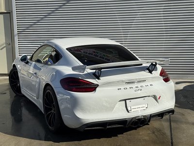 PORSCHE CAYMAN - 8