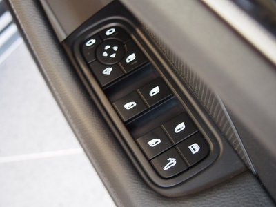 صورة مصغرة 32 لـ 2025 Porsche PANAMERA