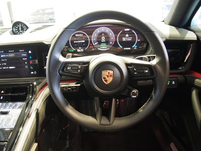 صورة مصغرة 36 لـ 2025 Porsche PANAMERA