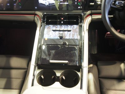 صورة مصغرة 40 لـ 2025 Porsche PANAMERA