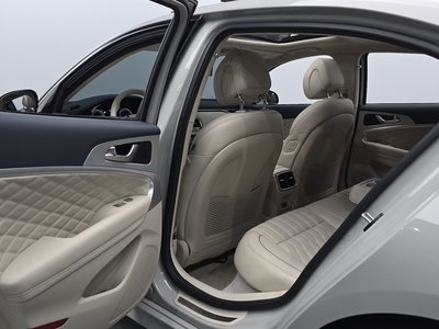 صورة مصغرة 16 لـ 2023 Genesis THE NEW G70