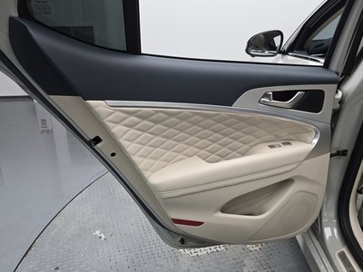 صورة مصغرة 15 لـ 2023 Genesis THE NEW G70