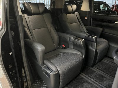 TOYOTA ALPHARD - 9