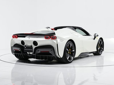 FERRARI SF90 SPIDER - 9