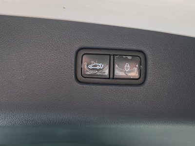 2022 Genesis GV70 — миниатюра 26