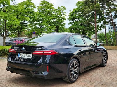 BMW 5 SERIES - 7