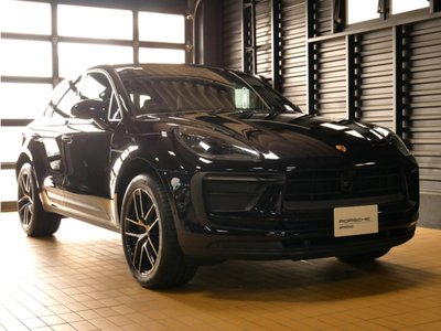 PORSCHE MACAN - 2
