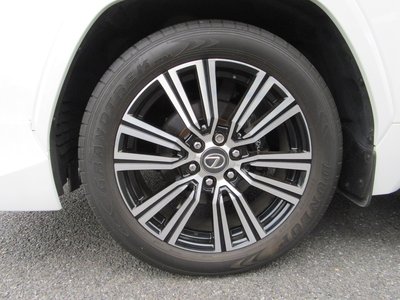 LEXUS LX - 4