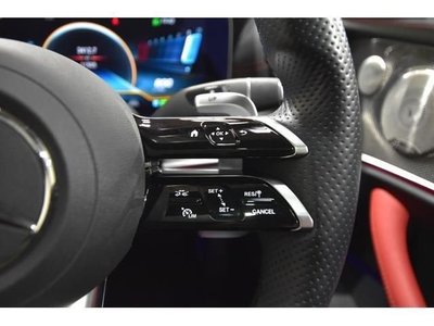 MERCEDES-BENZ E-CLASS - 8