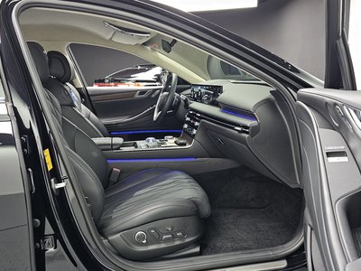 GENESIS G80 (RG3) - 10