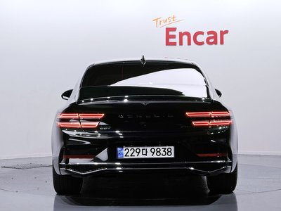 GENESIS G80 (RG3) - 4