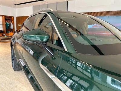صورة 13 لـ 2024 Aston Martin DBX
