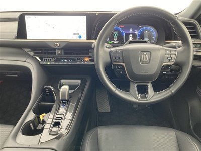 TOYOTA CROWN SPORT - 2