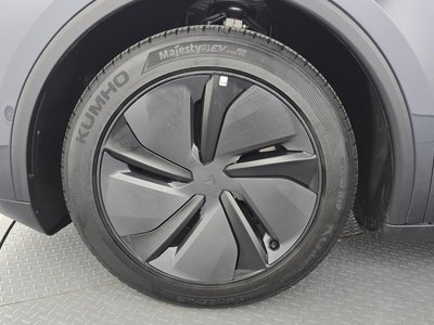 TESLA MODEL Y - 6