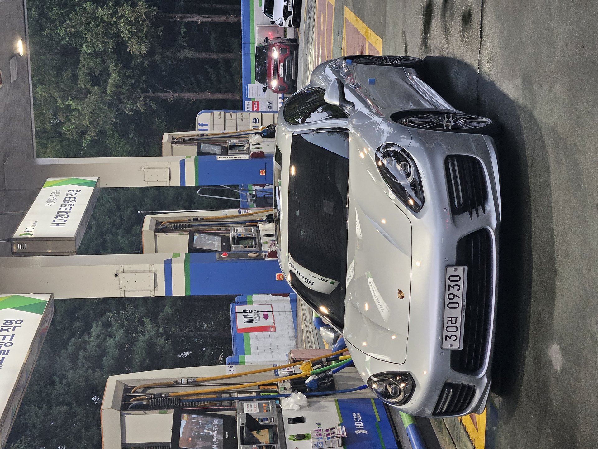 PORSCHE PANAMERA - View 1