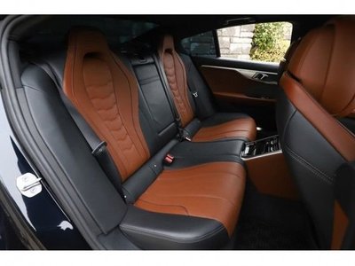 BMW 8 SERIES - 9