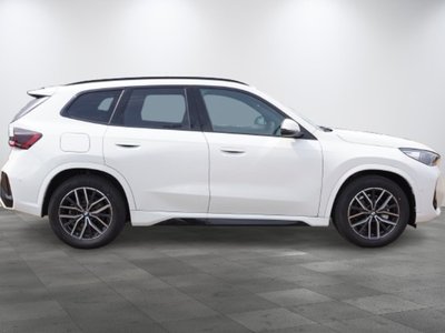 BMW IX1 - 10