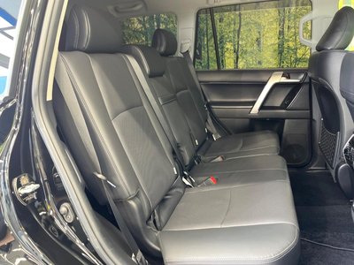 TOYOTA LAND CRUISER PRADO - 9