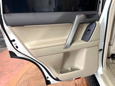 2023 Toyota LAND CRUISER PRADO — миниатюра 28