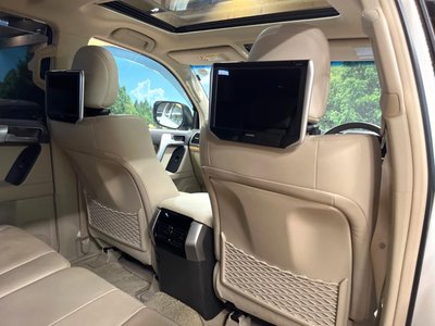 2023 Toyota LAND CRUISER PRADO — миниатюра 36