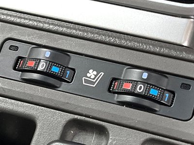 2023 Toyota LAND CRUISER PRADO — фото 7