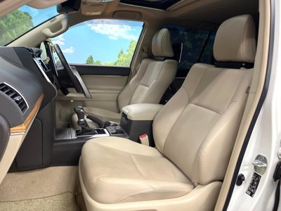 2023 Toyota LAND CRUISER PRADO — миниатюра 26