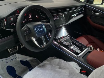 AUDI SQ7 - 4