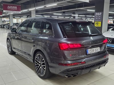 AUDI SQ7 - 5
