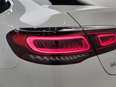 MERCEDES-BENZ GLC - 10