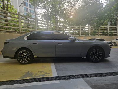 BMW 7 SERIES - 6