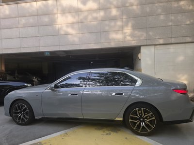 BMW 7 SERIES - 3