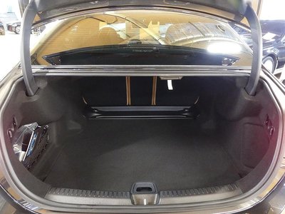 MERCEDES-BENZ E-CLASS - 3