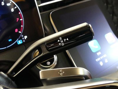 MERCEDES-BENZ E-CLASS - 9