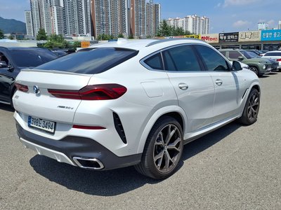 2022 BMW X6 照片 3
