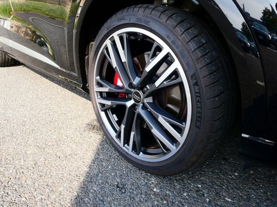 2025 AUDI SQ5 照片 9