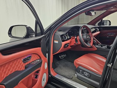 BENTLEY BENTAYGA - 10